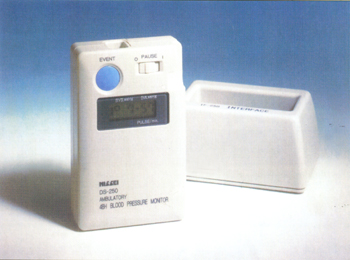 日本尼士 <font color=red>動(dòng)態(tài)血壓</font>DS-250