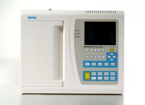 施博瑞數(shù)字式<font color=red>十二道心電圖機(jī)</font> ecg-912a